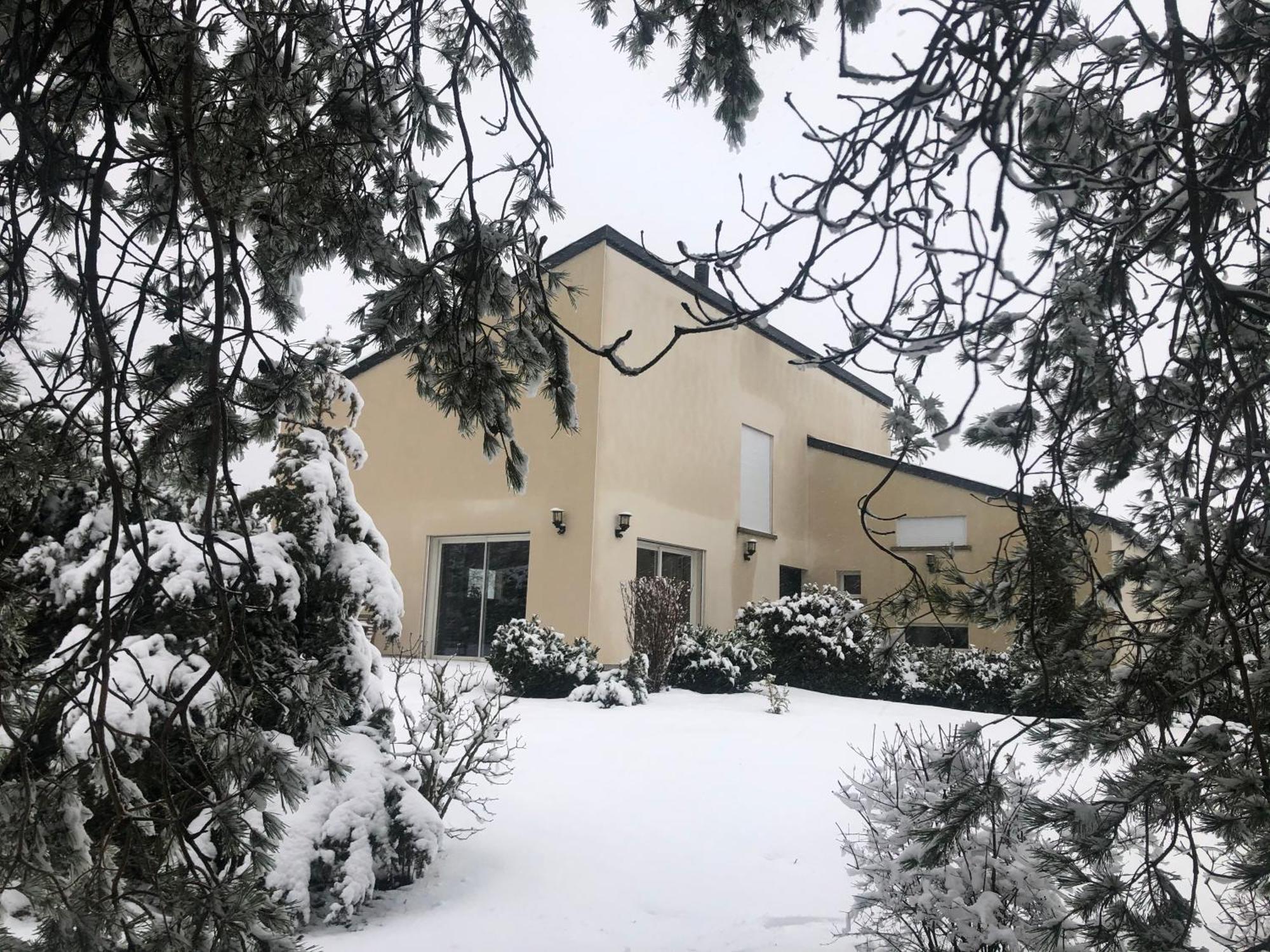 Le Bleu Levant Vaux-Devant-Damloup Exterior photo